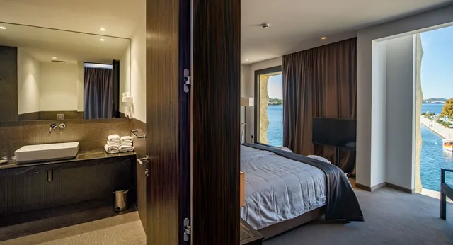 Deluxe, Single, Double Bed, City and Sea View، Hotel Bellevue-Superior City Hotel 4/6