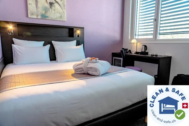غرفة قياسية بسرير مزدوج، Nash Pratik Hotel 1/2