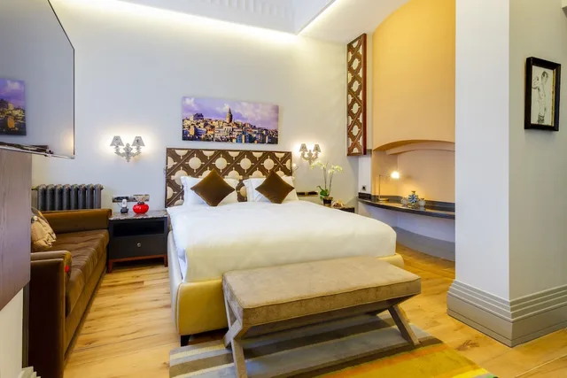 جناح ديلوكس بسرير كينج بإطلالة على البحر، Ravouna 1906 Suites - Special Class Adults Only 4/5