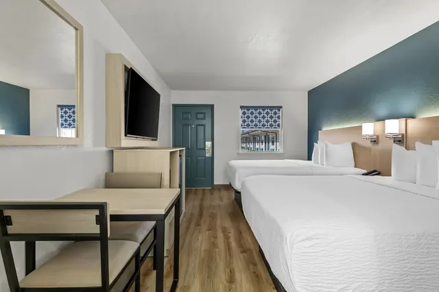 غرفة بسريرين كوين، Rodeway Inn Muskogee, Ok 1/2