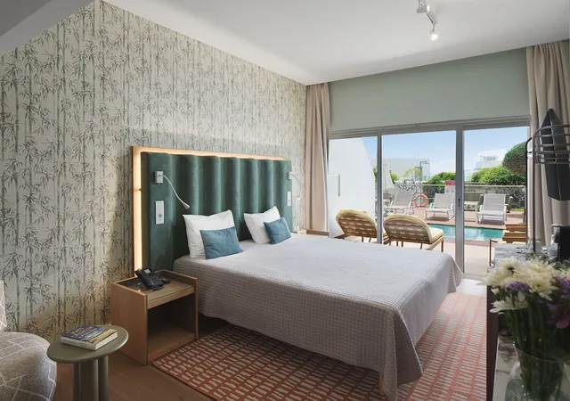 Swim Up, Superior, Double Bed، Leonardo Plaza Cypria Maris Beach Hotel And Spa - Adults Only 1/8