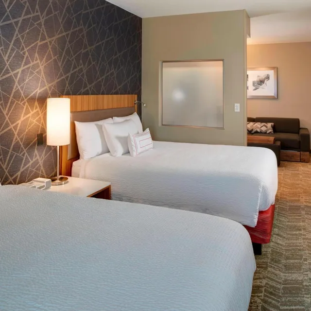 استوديو بسريرين كوين مع أريكة، SpringHill Suites St. Louis Brentwood 1/7