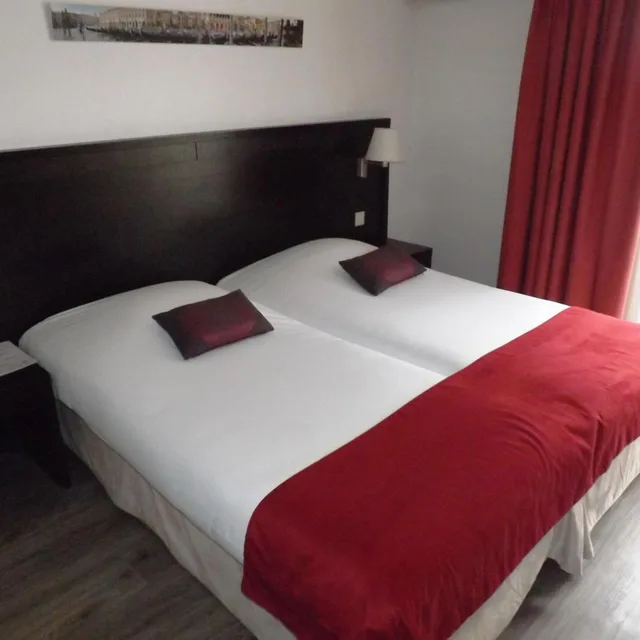 غرفة بسرير مزدوج بشرفة، Exclusive Hotel Comte De Nice 6/10