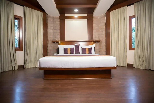 جناح، Hotel Kodai International 1/1