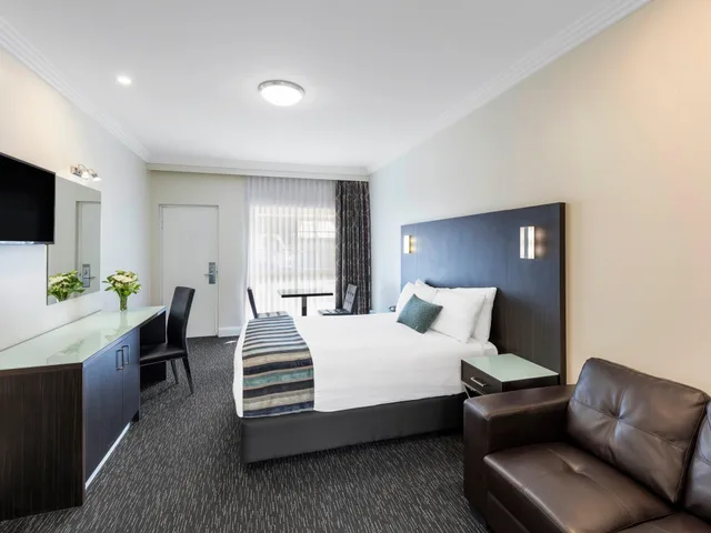 غرفة سوبيريور بسريرين كوين، Mercure Goulburn 9/10