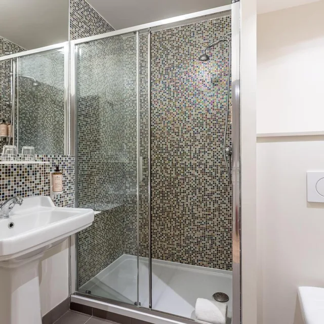 جناح جونيور بسرير فردي، Hotel Celeste Batignolles Montmartre 3/4