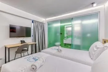Deluxe, Double Bed, JL Hotel 1/2