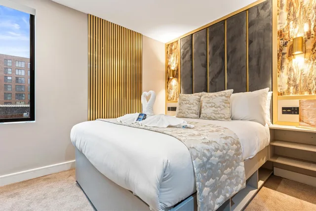 غرفة سوبيريور بسرير كينج، Hotel Holloway 1/1