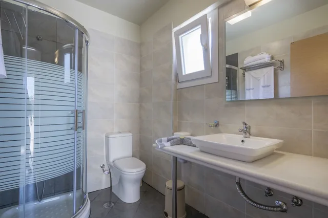 شقة بسرير مزدوج بإطلالة على البحر مع أريكة، Sea View Resorts and Spa 2/2