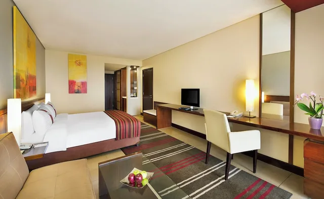 غرفة قياسية بسرير كينج للمدخنين، Holiday Inn Resort Dead Sea 6/10