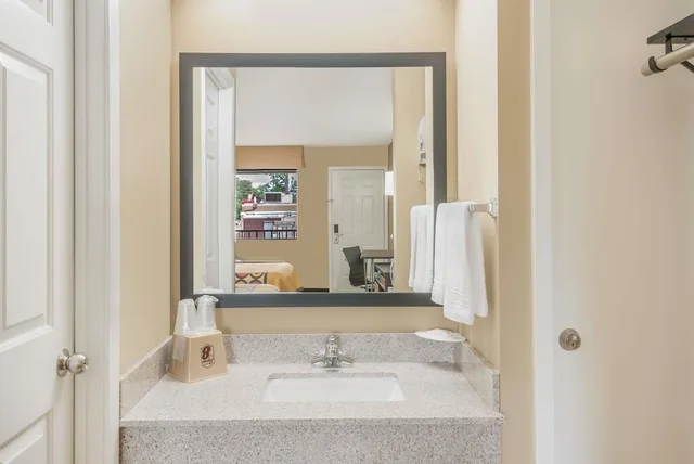 غرفة بسريرين مزدوجين للمدخنين، Super 8 By Wyndham Bryant Little Rock Area 4/4