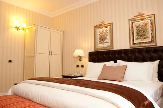 Deluxe, King Bed, Le Reve Boutique Hotel 1/2
