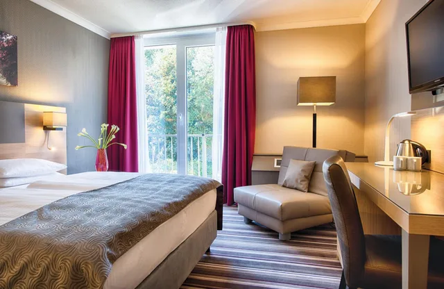 غرفة سوبيريور رباعية بسرير مزدوج، Leonardo Hotel Dusseldorf Airport Ratingen 10/10