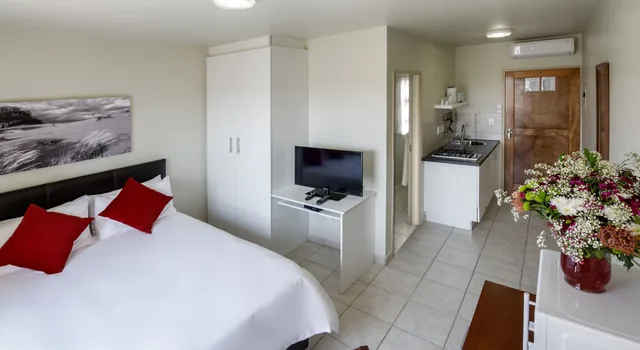 غرفة بسرير كينج لذوي الإعاقة، Kathu Inn by Country Hotels 2/3
