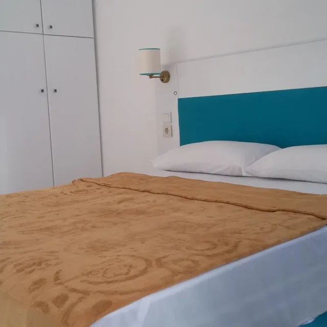غرفة رباعية بإطلالة على البحر، Sky Sea Hotel 1/10