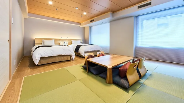 Semi Western, Style، Tokyo Garden Palace 1/1