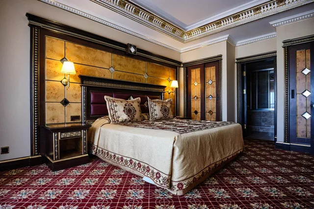 جناح سوبيريور، Club Hotel Sera 3/6