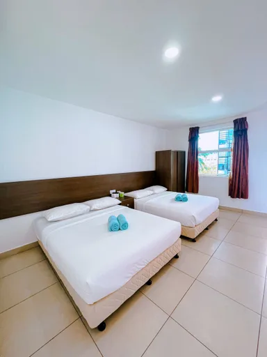 Super, Deluxe، Amzar Motel Cenang 1/2