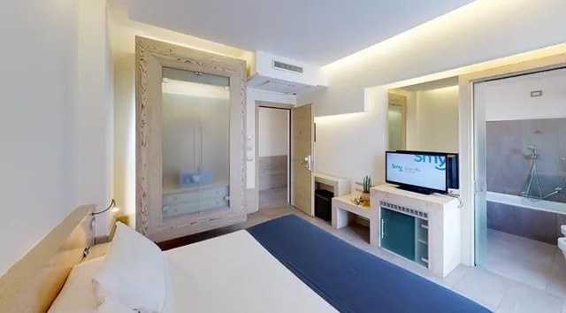 غرفة قياسية بسرير مزدوج، Aran Blu 2/3