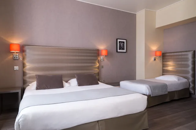 غرفة ديلوكس ثلاثية، Best Western Hotel des Orangers 2/3