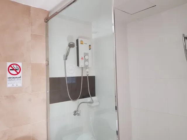 غرفة عائلية، Elite Residence 6/7