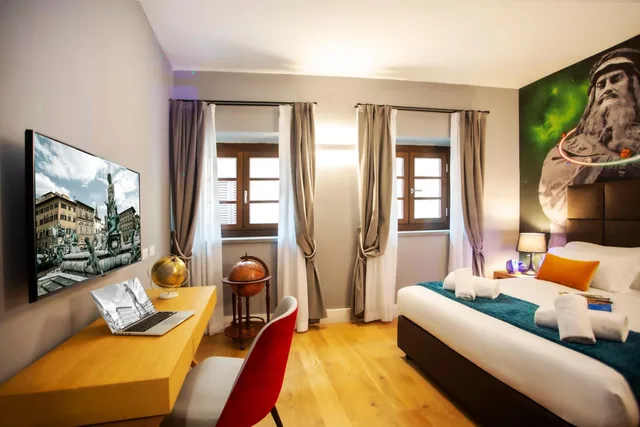 غرفة بسرير كوين، Casual Rinascimento Firenze 2/7