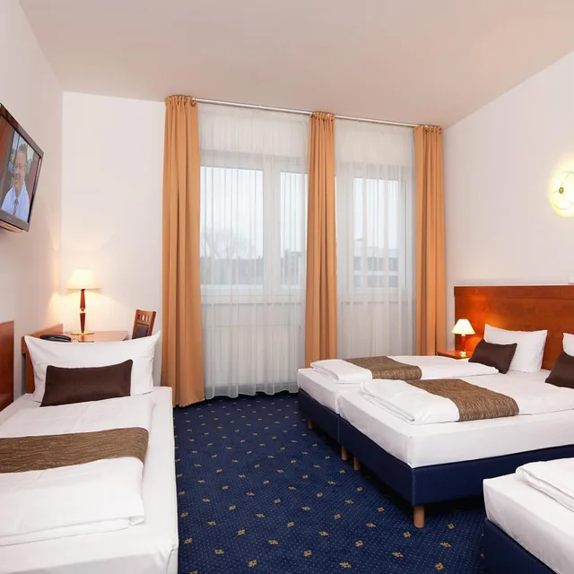 غرفة ثلاثية، Atrium Charlottenburg 2/10