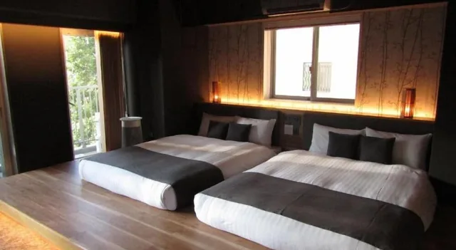 غرفة عائلية بسريرين مزدوجين مع أريكة، HOTEL TOMOS ASAKUSA 2/7