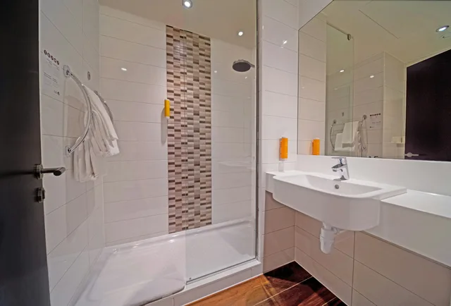غرفة عائلية، Premier Inn Dubai Al Jaddaf 4/5