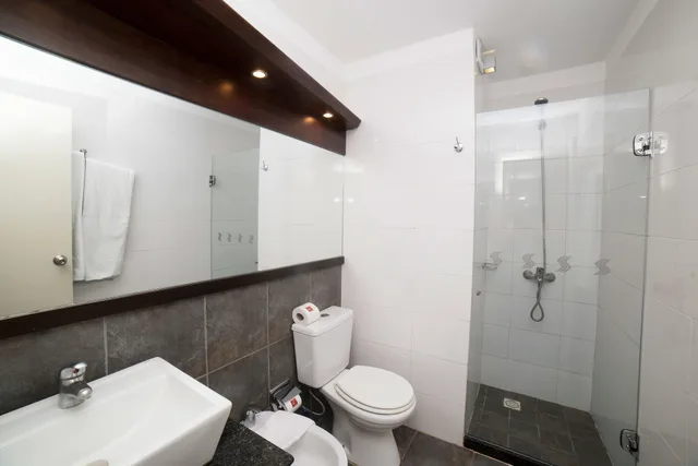 استوديو، 27 SUITES 2/2