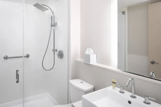 غرفة تقليدية بسريرين مزدوجين، Element New York Times Square West Hotel 3/4