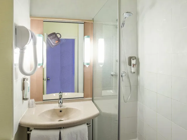 Room, Double Bed, Ibis Saint Brieuc Yffiniac 6/6