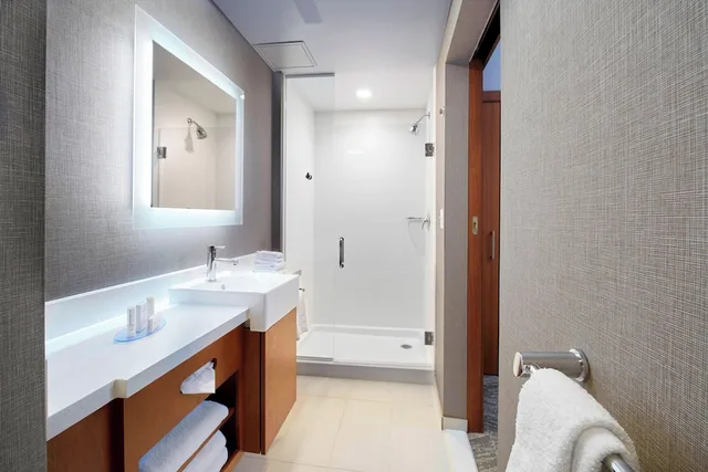 Suite, King Bed, Sofa, Springhill Suites Dayton Beavercreek 3/3