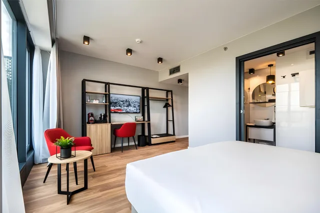 غرفة سوبيريور بسرير كوين بشرفة، Up Hotel Budapest 2/2