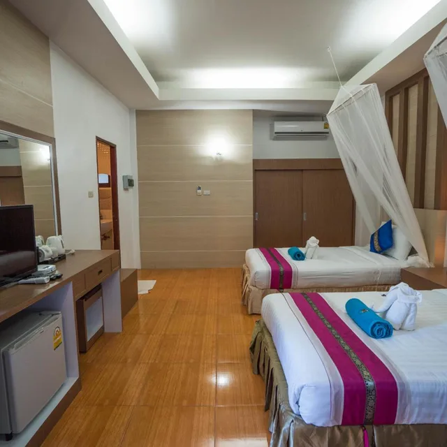 Semi Detached, Deluxe, Cottage، Tonsai Bay Resort 4/10
