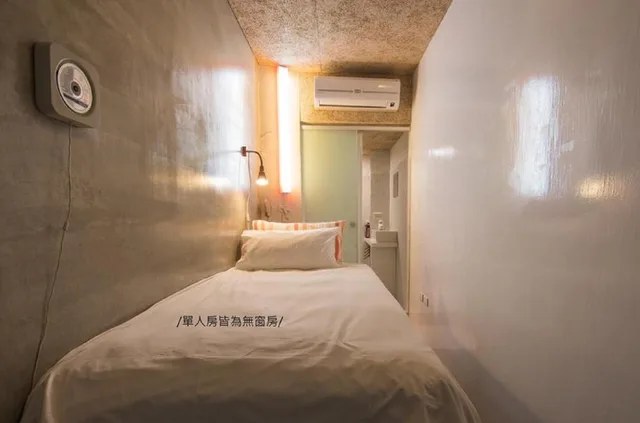 غرفة مفردة، Orange Moon Inn 1/4