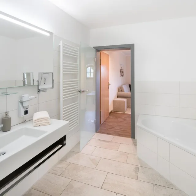 Suite, Schloss Klaffenbach 2/2
