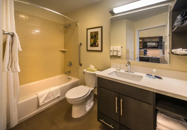 استوديو بسريرين كوين لذوي الإعاقة، Candlewood Suites Winnemucca 2/2