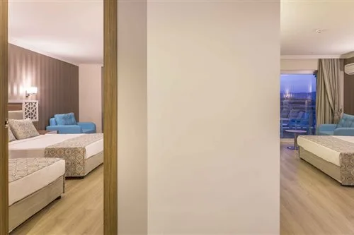 غرفة عائلية، Lonicera Resort And Spa Hotel 2/2