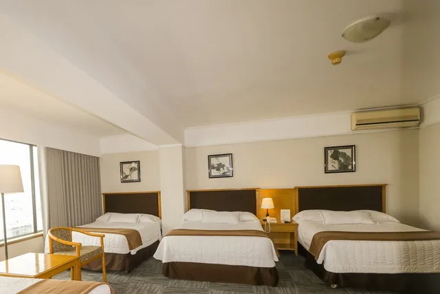 غرفة قياسية ثلاثية بثلاثة أسرّة، Miramar Hotel 2/5