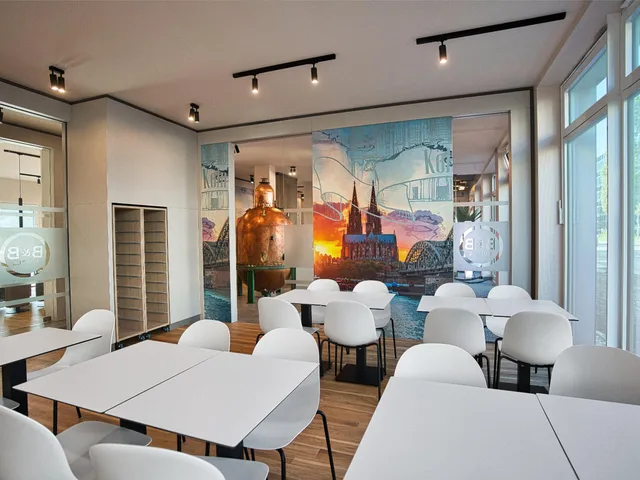 غرفة تُحدَّد عند الوصول، B&B Hotel Koln-City 1/1