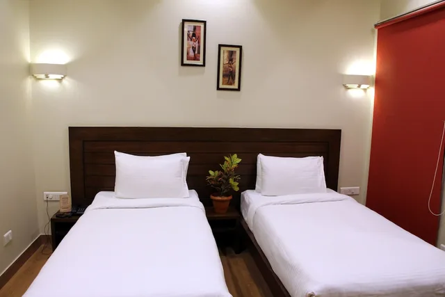 1 Bedroom, Deluxe, Twin Beds, Accessible, Hotel Dasaprakash 4/5