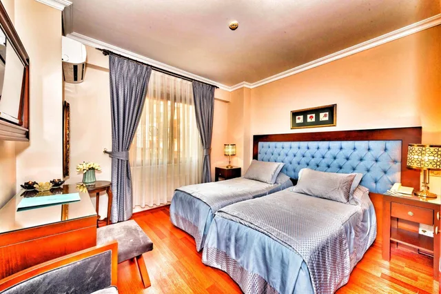 Room, Double or Twin Bed, Ramada Encore By Wyndham Kuwait Downtown 1/10