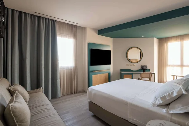 Deluxe, King Bed, Bay View، Terradamari Resort & Spa Marina di Modica, Tapestry Collection by Hilton 5/7