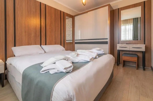 جناح جونيور، Aforia Thermal Residences 2/5