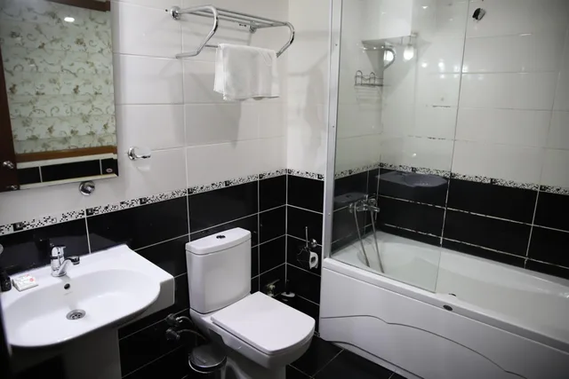 غرفة قياسية ثلاثية، Basileus Hotel 5/7