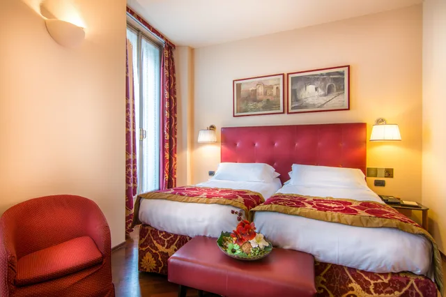 غرفة كلاسيكية بسريرين منفصلين، Hotel Regina Milano 9/10