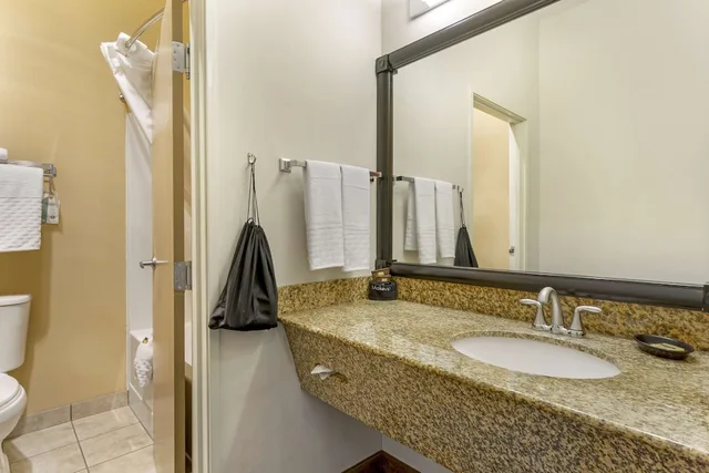 شقة بسرير كينج بمطبخ، Best Western Plus The Inn At Horse Heaven 4/4