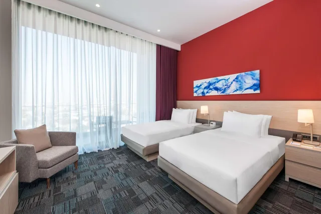 Suite, Twin Beds, Sea View, Sofa, Hyatt House Gebze 1/2