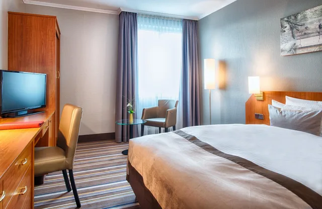 غرفة عائلية مع أريكة، Leonardo Hotel Aachen 6/9